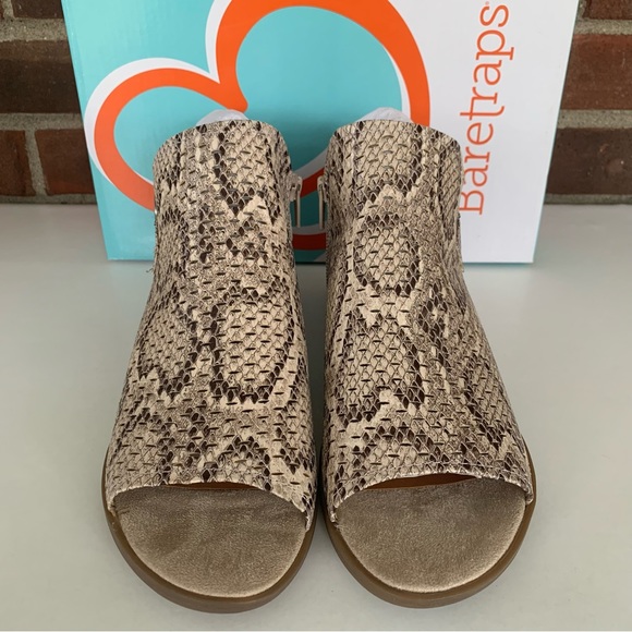 Baretraps Womens Scotlyn Faux Leather Ankle Strap snake print sandals US 8 M NEW - Picture 2 of 9